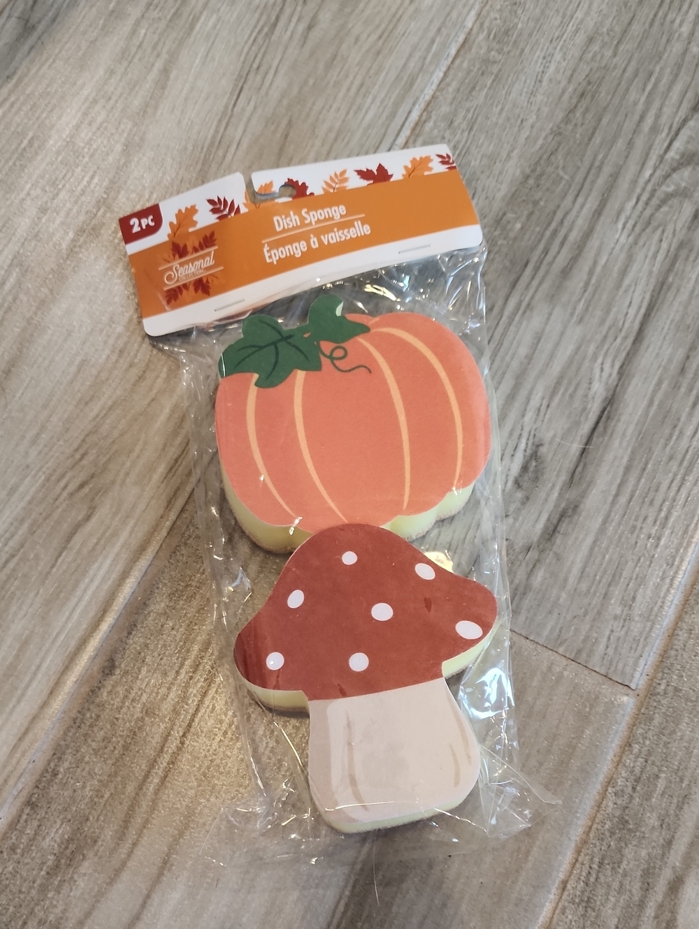 NWT 2 Pack Seasonal Dish Sponges